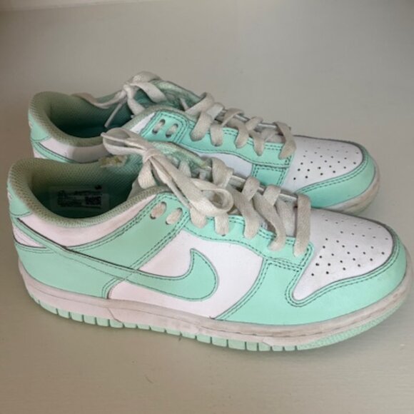Nike Dunk Low (Mint/White) – Boys Size 4.5 - Picture 1 of 6